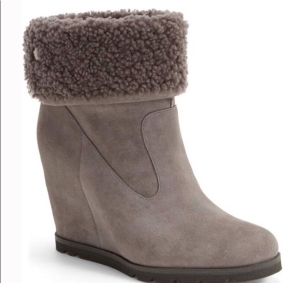 UGG Granite Booties Size 8.5  NWB - Picture 2 of 8